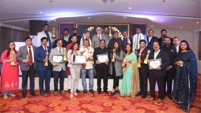 Times Applaud hosted the notable Atma Nirbhar Bharat Conclave & Awards 2022