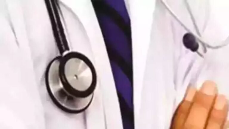 In Uttarakhand, more than 100 “missing” doctors will be blacklisted
