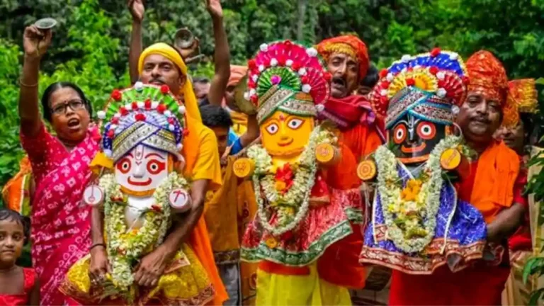 Largest Festival Of Jagannath Rath Yatra Arriving In Puri Through 857 special trains for 20 lakh pilgrims