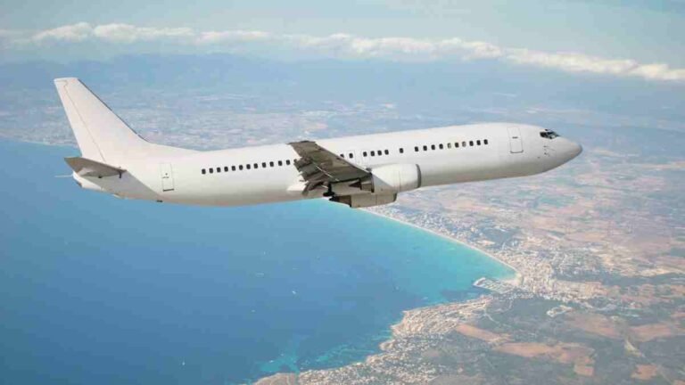 Challenging Flight Route: Srinagar-Jammu IndiGo Flight Takes Unexpected Route