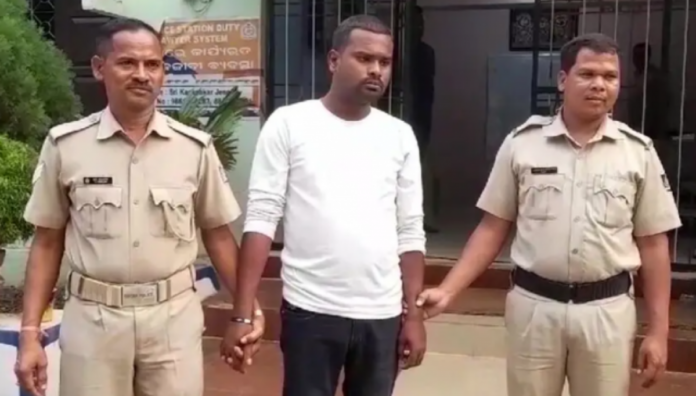 Odisha Man Kills 2-Yr Daughter & Wife By Snake Bite For Rs 8 Lakh Compensation