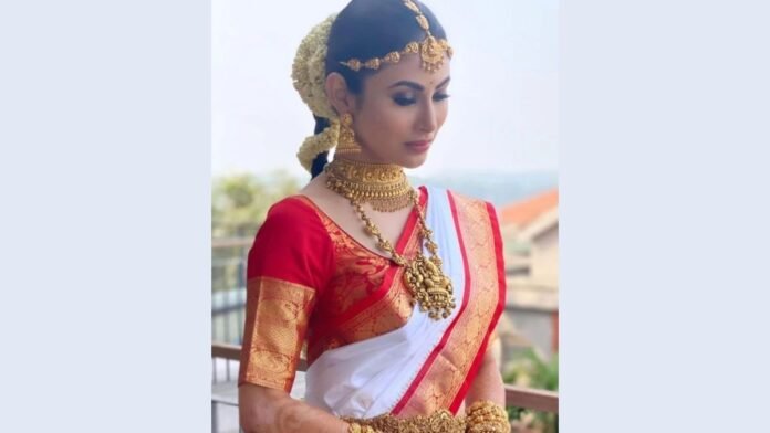 mouni roy