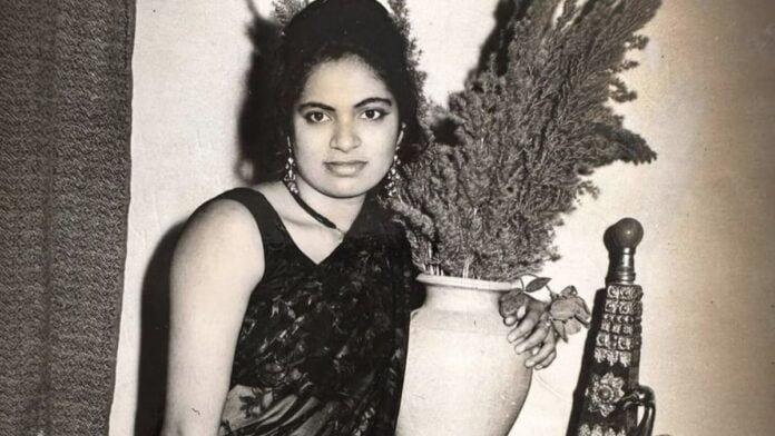 sonu sood mother