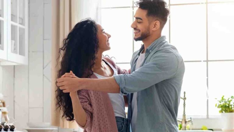 In a Committed Relationship? 7 Things You Should Never Ignore