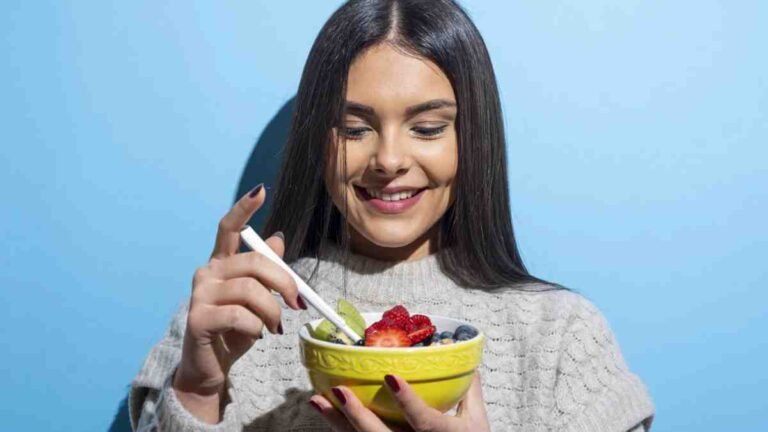 Want to Lose Weight and Cut Sugar Spikes? Eat Fibre First, Says Expert