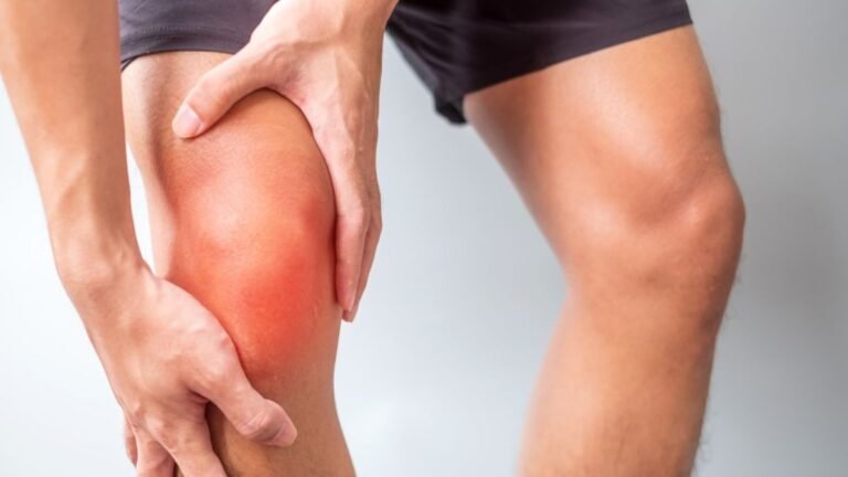 Smog & Cold Waves: Why This Season Is Hitting Delhi–NCR’s Arthritis Patients Hard