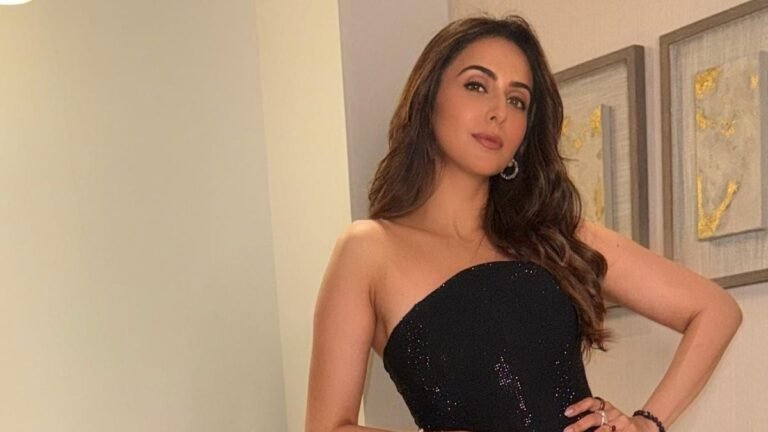 Rakul Preet Singh’s ₹48k Glittering Black Attire Is The Ultimate Holiday-Ready Look