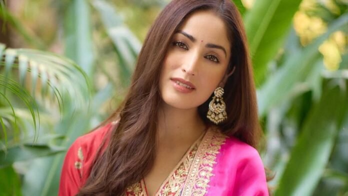 Yami Gautam Redefines Grace In A Classic Punit Balana Ensemble During Haq Promotions