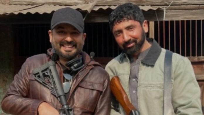 Mustafa Ahmed driving Hummer in Dhurandhar with Ranveer Singh Mustafa Ahmed driving Hummer in Dhurandhar with Ranveer Singh