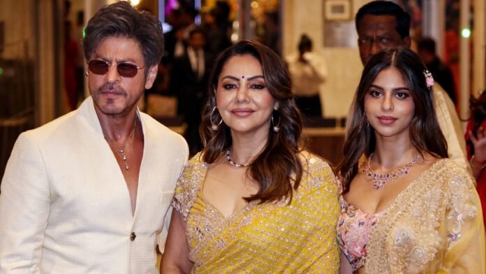 Shah Rukh Khan with Gauri Khan and Suhana Khan at Arjun Tendulkar's wedding in Mumbai